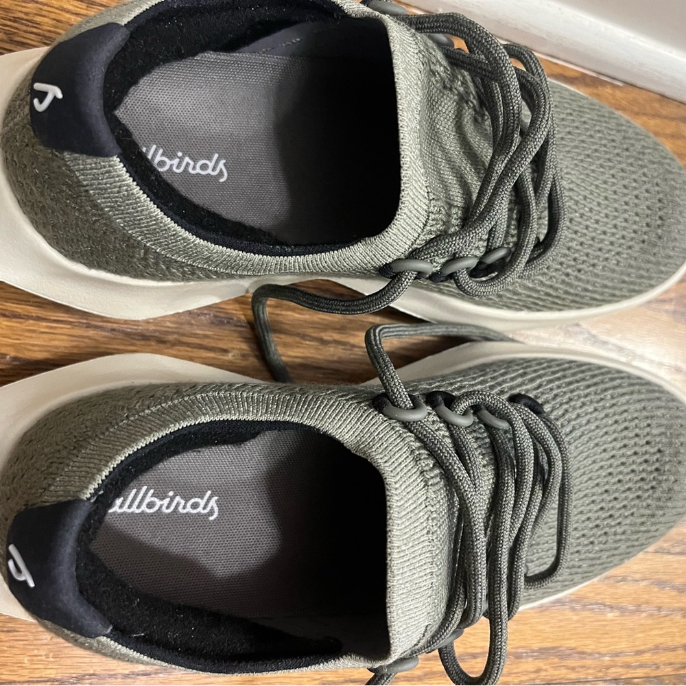 Green Allbirds sneakers - Picture 6 of 8